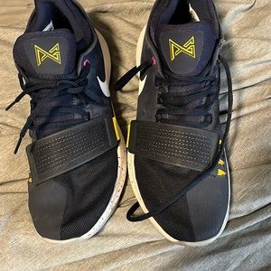 Nike paul George shoes